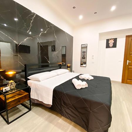 Aliva Suite Lt Палермо Екстериор снимка