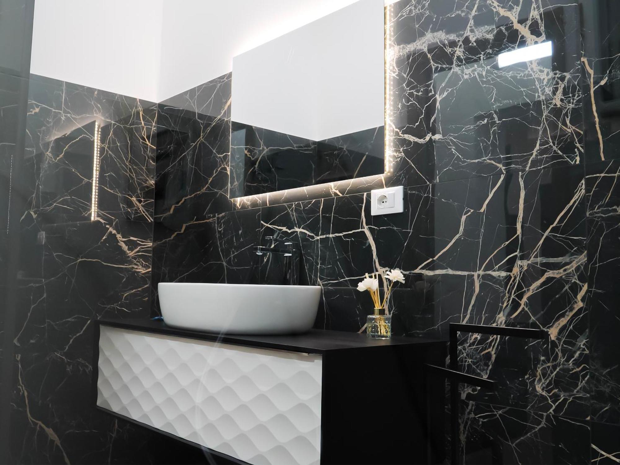 Aliva Suite Lt Палермо Екстериор снимка