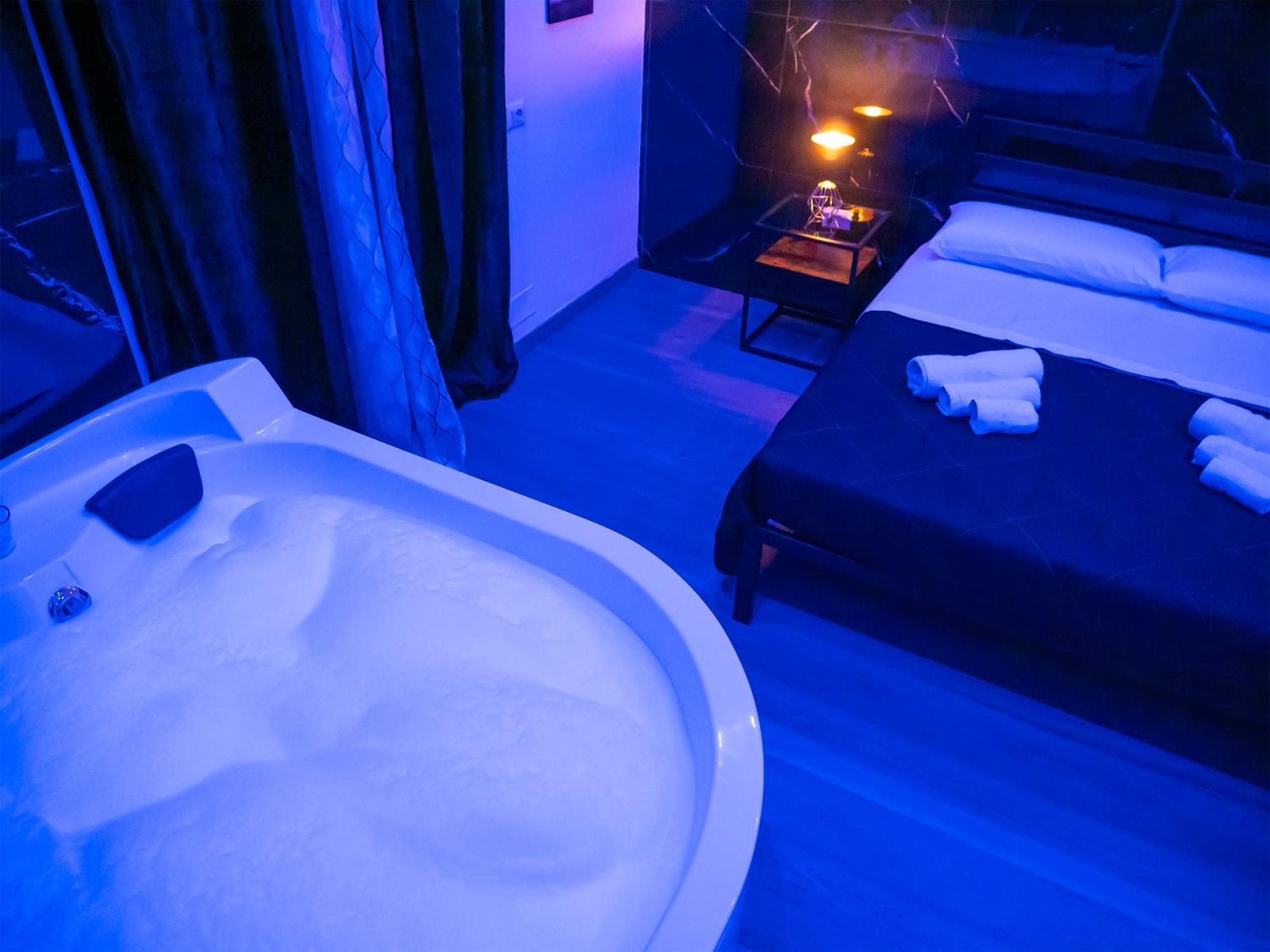 Aliva Suite Lt Палермо Екстериор снимка